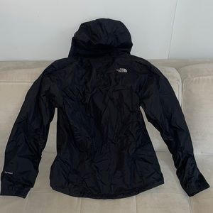GREAT condition north face raincoat windbreaker